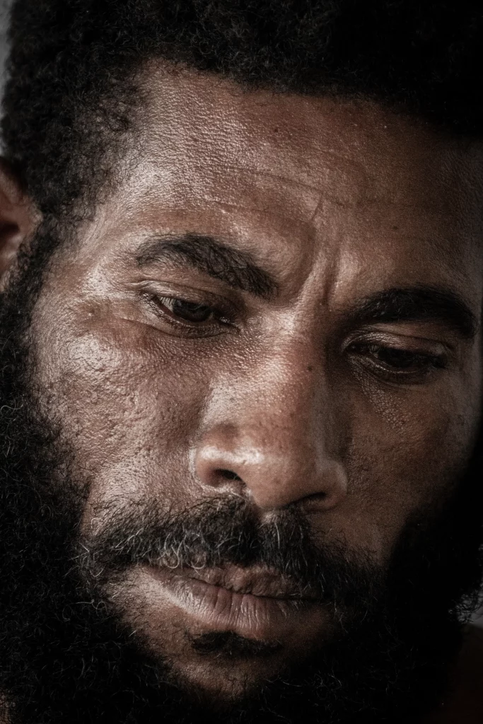 Augustus segundo conductor de barco Rio Mamberamo Papua Indonesia