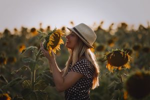 Sesion fotografica en campo de girasoles