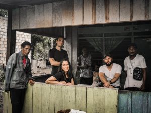 Equipo de Expedicion en Mosso Papua