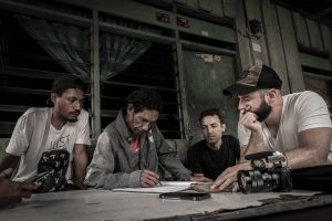 Equipo de expedición en Mosso Papua