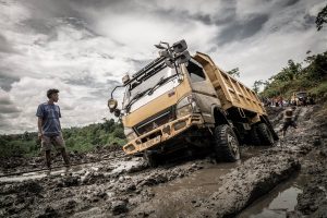 Pista embarrada Papua